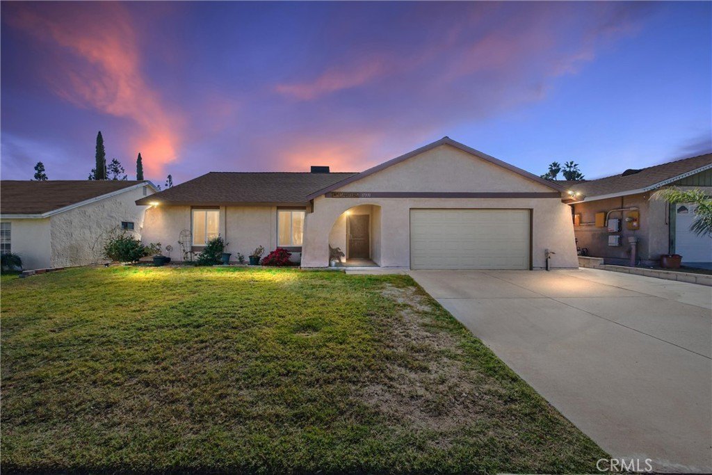 Fontana, California, 92335, United States, 3 Bedrooms Bedrooms, ,2 BathroomsBathrooms,Residential,For Sale,1987361