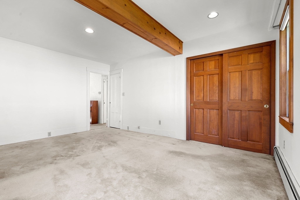 Wakefield, Massachusetts, 01880, United States, 4 Bedrooms Bedrooms, ,2 BathroomsBathrooms,Residential,For Sale,1947079