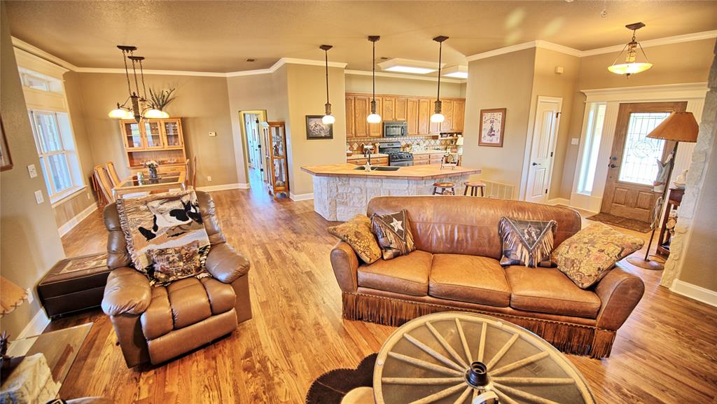 Paradise, Texas, 76073, United States, 4 Bedrooms Bedrooms, ,3 BathroomsBathrooms,Residential,For Sale,1982830