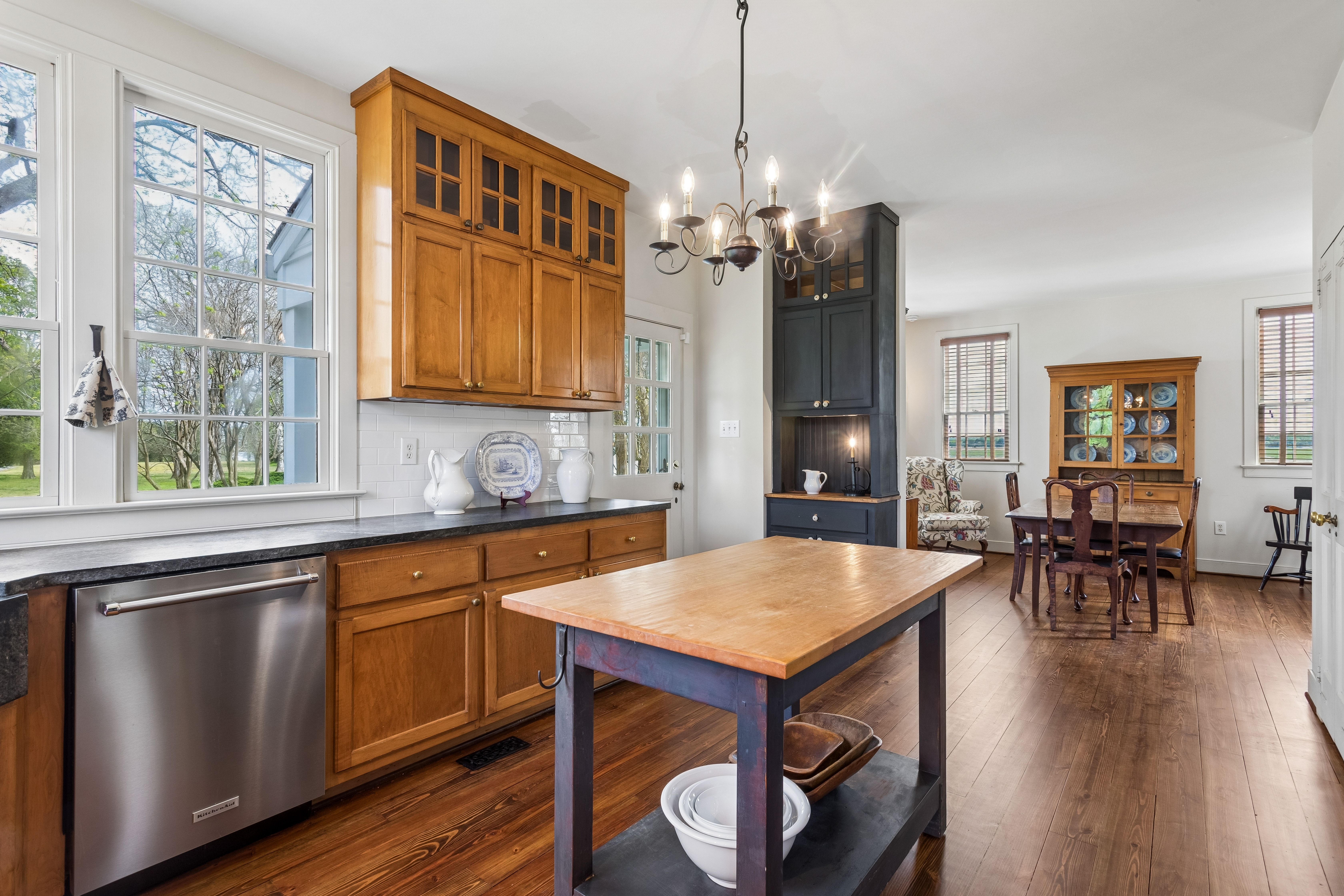  1685 Sweet Hall Road, West Point, VA 23181 - 物件實景