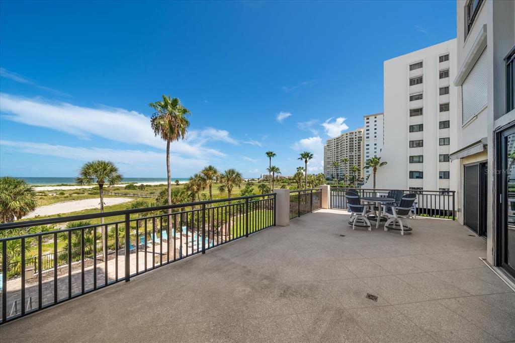 Clearwater Beach, Florida, 33767, United States, 2 Bedrooms Bedrooms, ,2 BathroomsBathrooms,Residential,For Sale,1912090