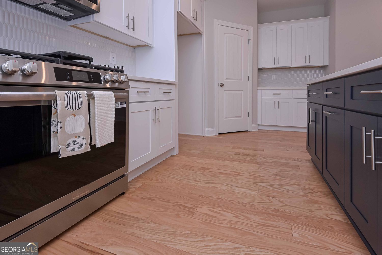 Douglasville, Georgia, 30135, United States, 5 Bedrooms Bedrooms, ,5 BathroomsBathrooms,Residential,For Sale,1929724