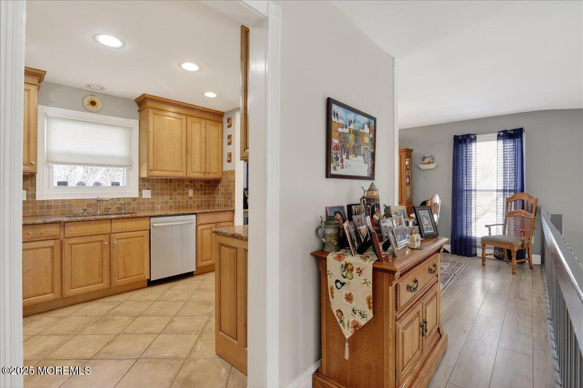 Howell, New Jersey, 07731, United States, 4 Bedrooms Bedrooms, ,3 BathroomsBathrooms,Residential,For Sale,2005606