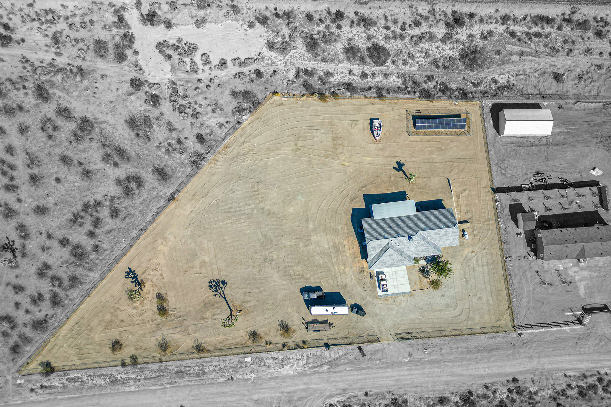 Pinon Hills, California, 92371, United States, 3 Bedrooms Bedrooms, ,2 BathroomsBathrooms,Residential,For Sale,1986100