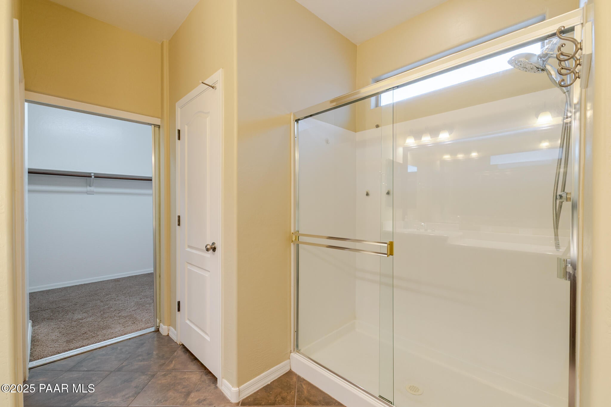 Buckeye, Arizona, 85326, United States, 4 Bedrooms Bedrooms, ,1 BathroomBathrooms,Residential,For Sale,1999085