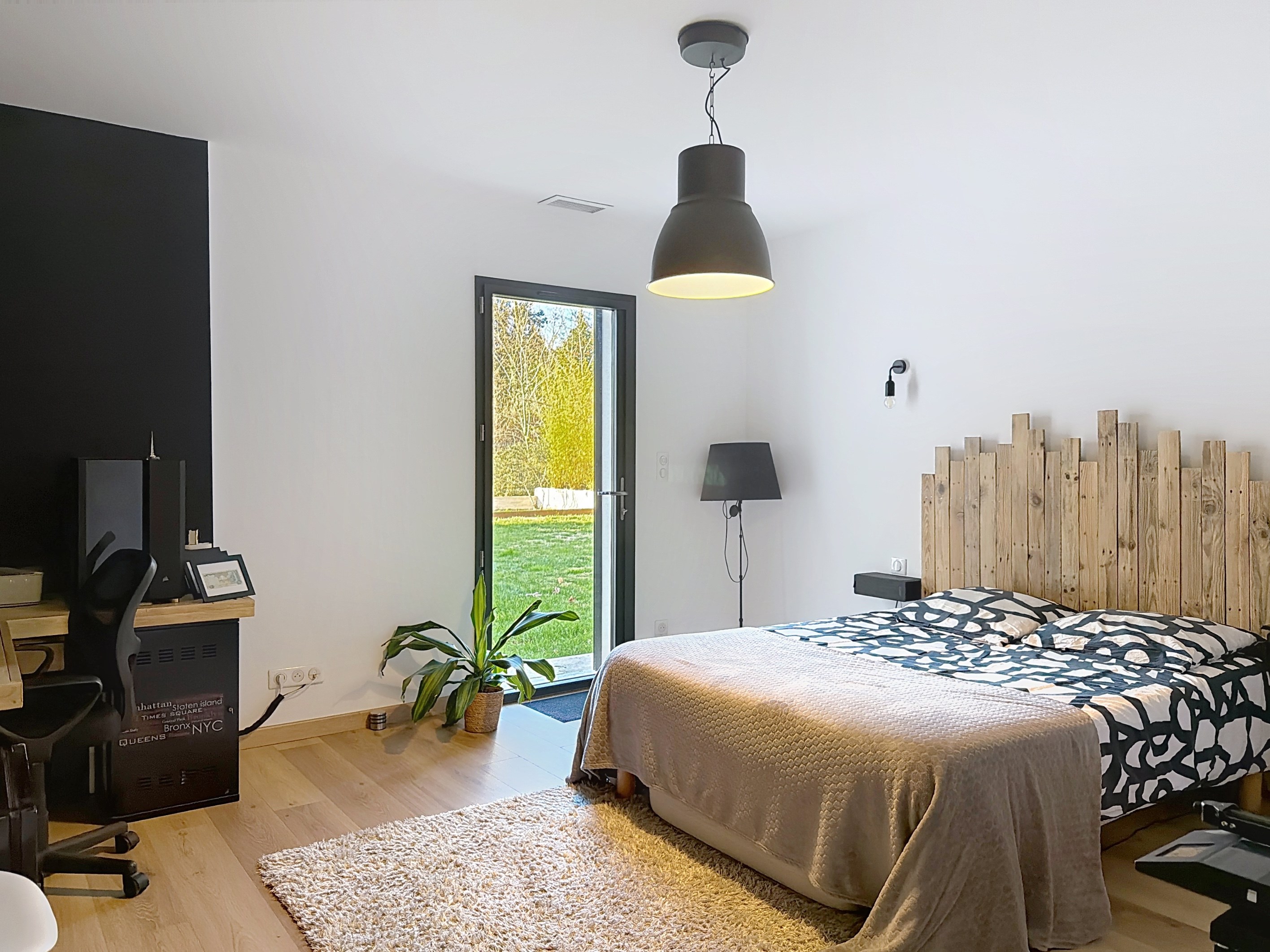  Elegant single-level contemporary villa with swimming pool and landscaped garde… - 物件實景