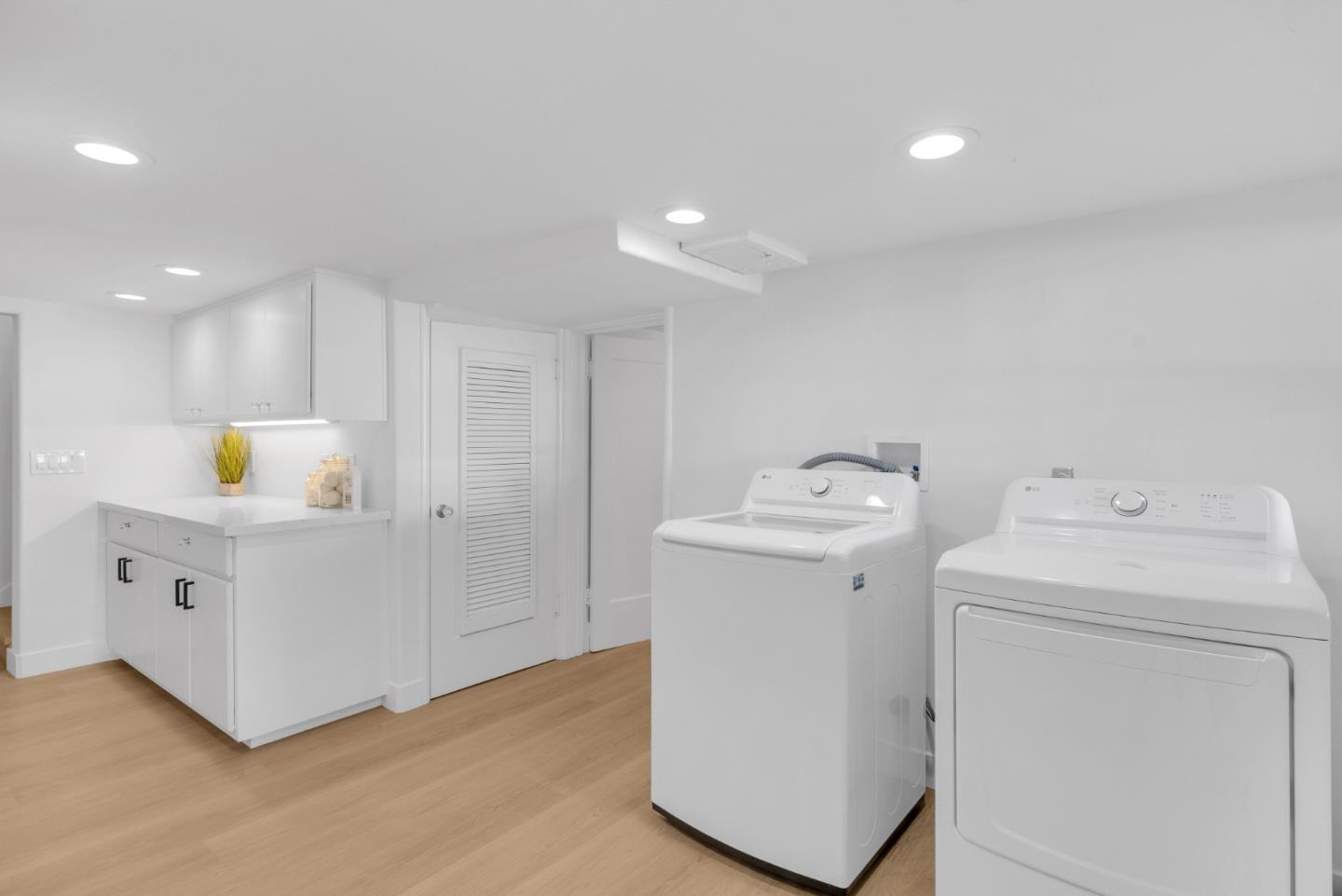 San Jose, California, 95126, United States, 4 Bedrooms Bedrooms, ,3 BathroomsBathrooms,Residential,For Sale,1988226