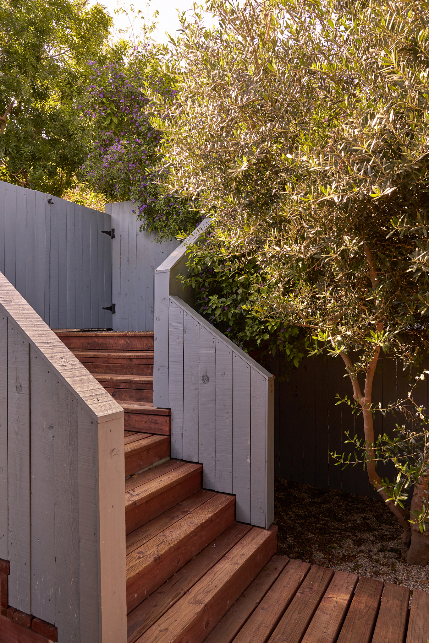  4751 Glenalbyn Dr - 物件實景