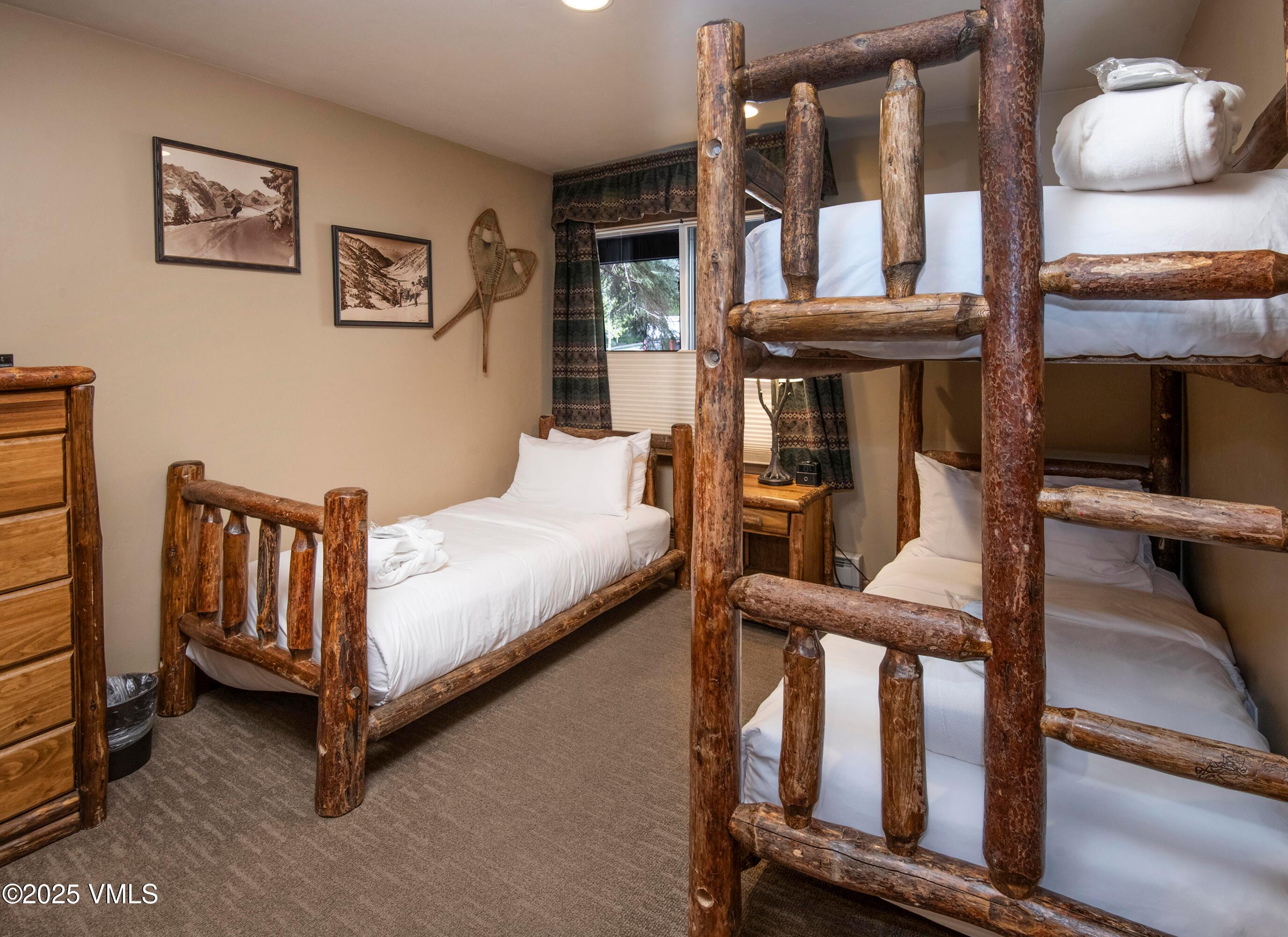 Vail, Colorado, 81657, United States, 2 Bedrooms Bedrooms, ,2 BathroomsBathrooms,Residential,For Sale,1849878