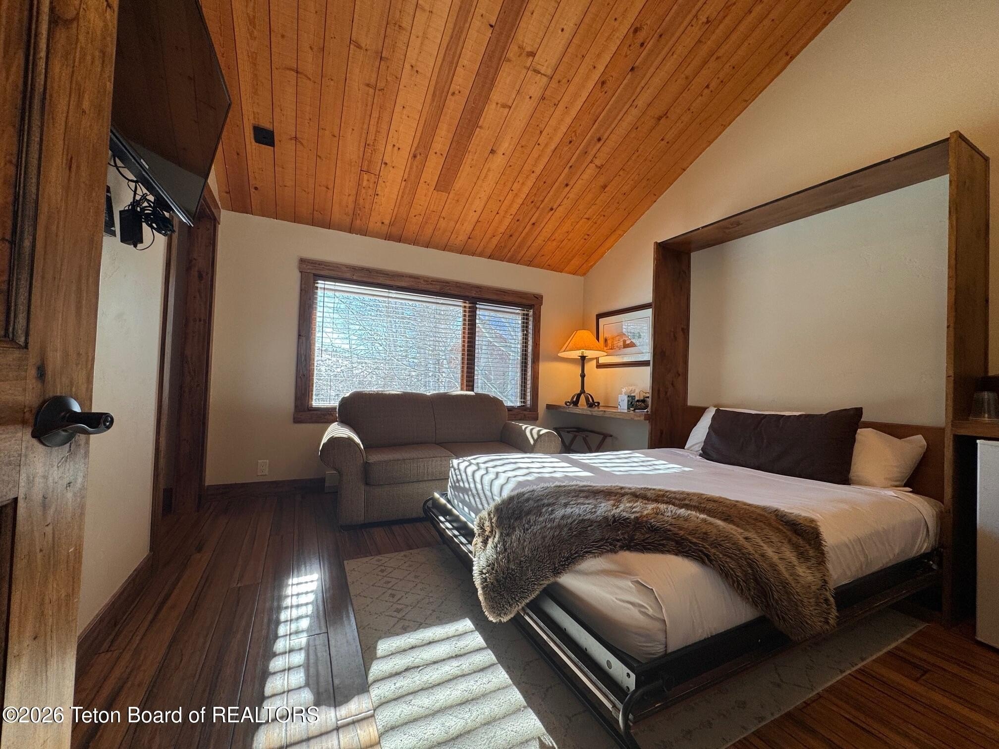 Jackson, Wyoming, 83001, United States, 2 Bedrooms Bedrooms, ,1 BathroomBathrooms,Residential,For Sale,2009711