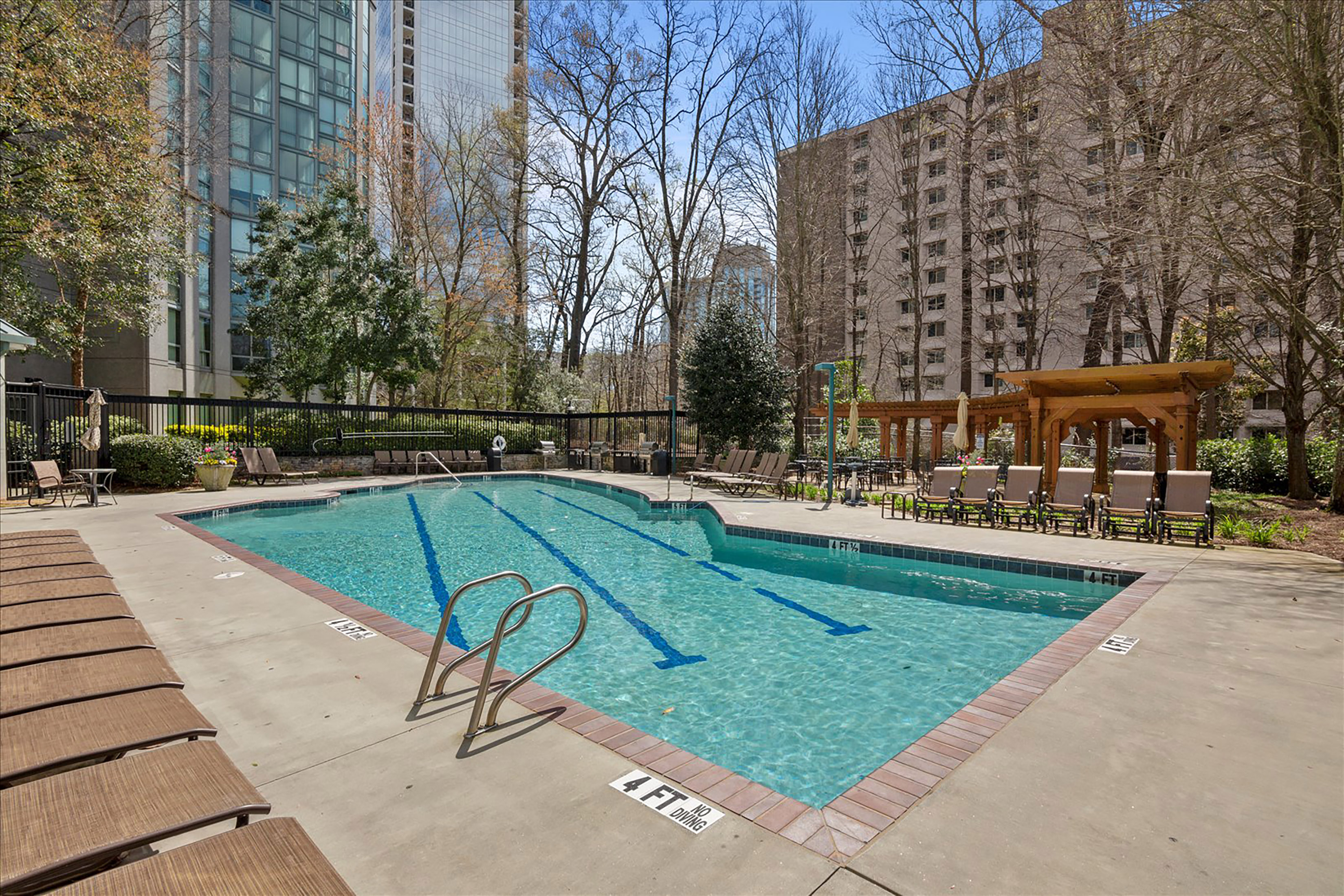  Turnkey Buckhead High-Rise Living at The Concorde - 物件實景