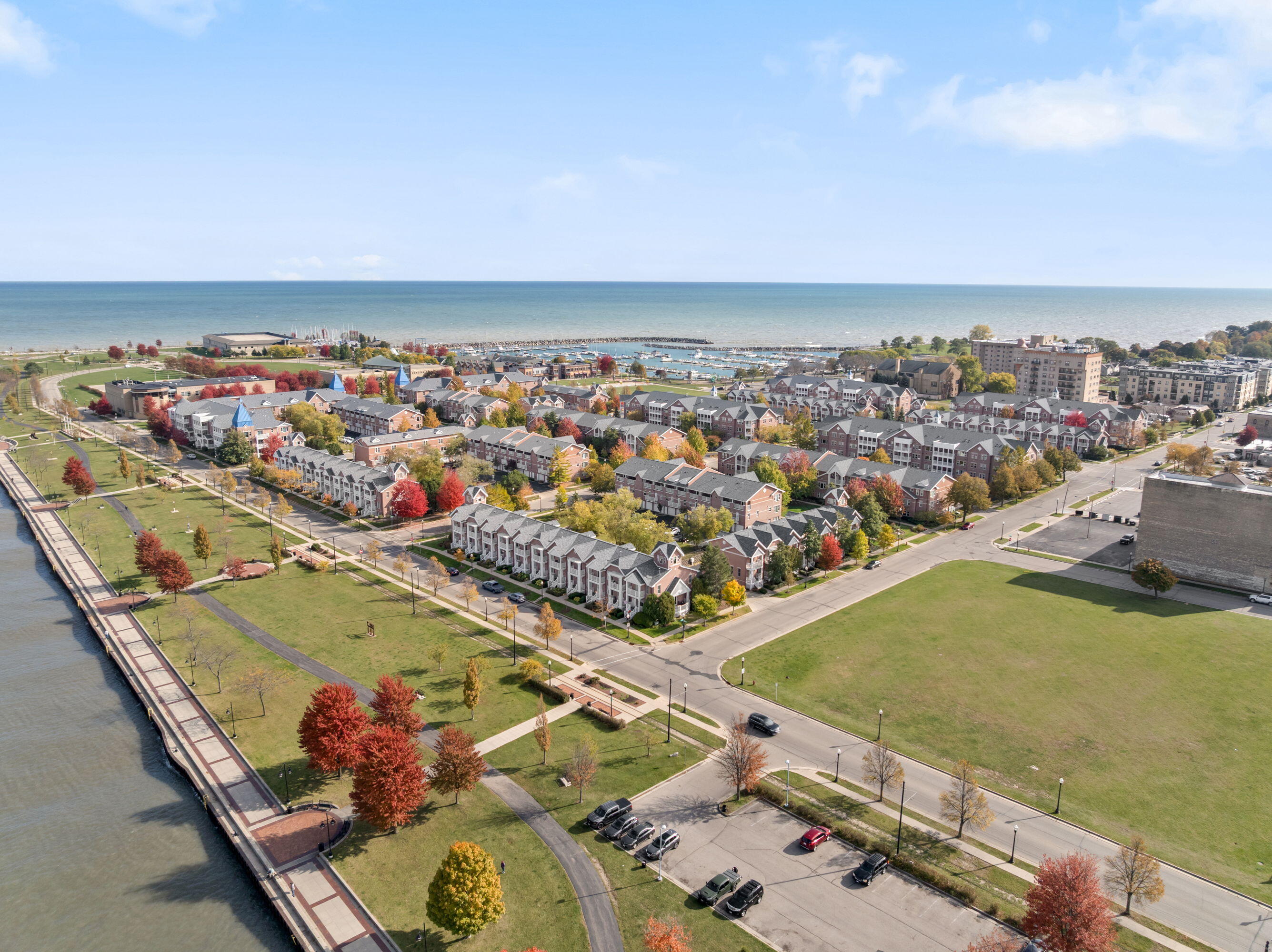 Kenosha, Wisconsin, 53140, United States, 3 Bedrooms Bedrooms, ,3 BathroomsBathrooms,Residential,For Sale,1985351