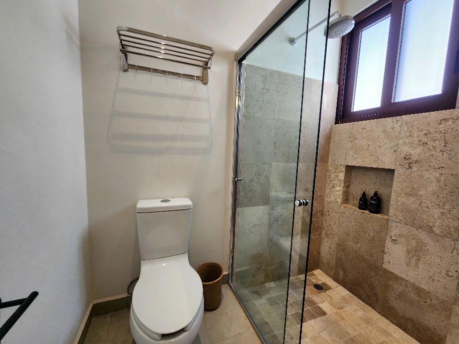 Valle de Bravo, Estado de México, 51200, Mexico, 4 Bedrooms Bedrooms, ,5 BathroomsBathrooms,Residential,For Sale,1917962