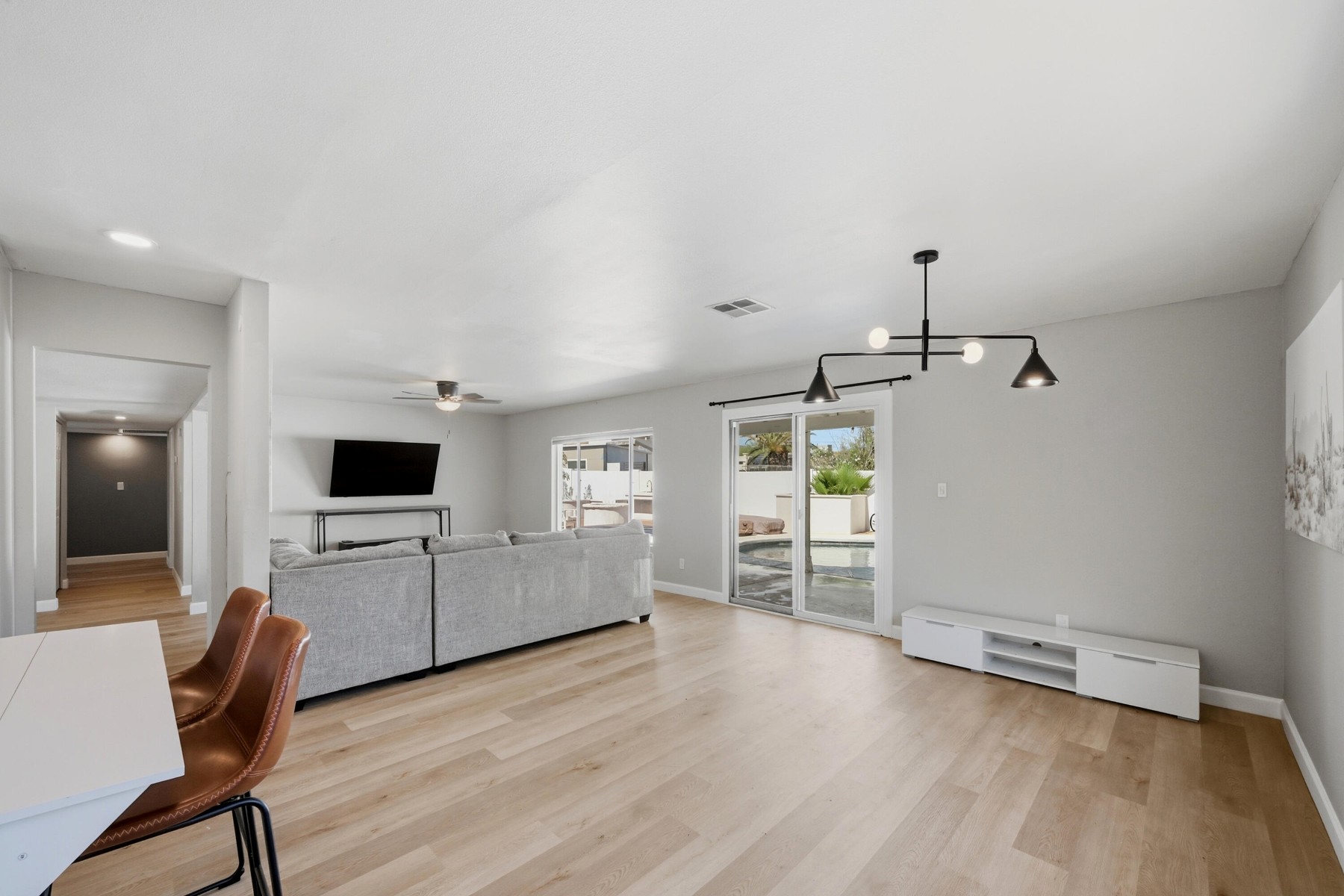  3040 E Dahlia Drive  Phoenix, AZ - 物件實景