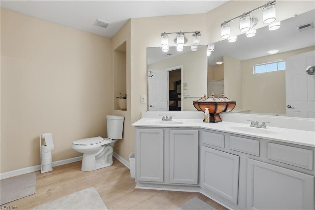 Virginia Beach, Virginia, 23456, United States, 4 Bedrooms Bedrooms, ,3 BathroomsBathrooms,Residential,For Sale,2048276