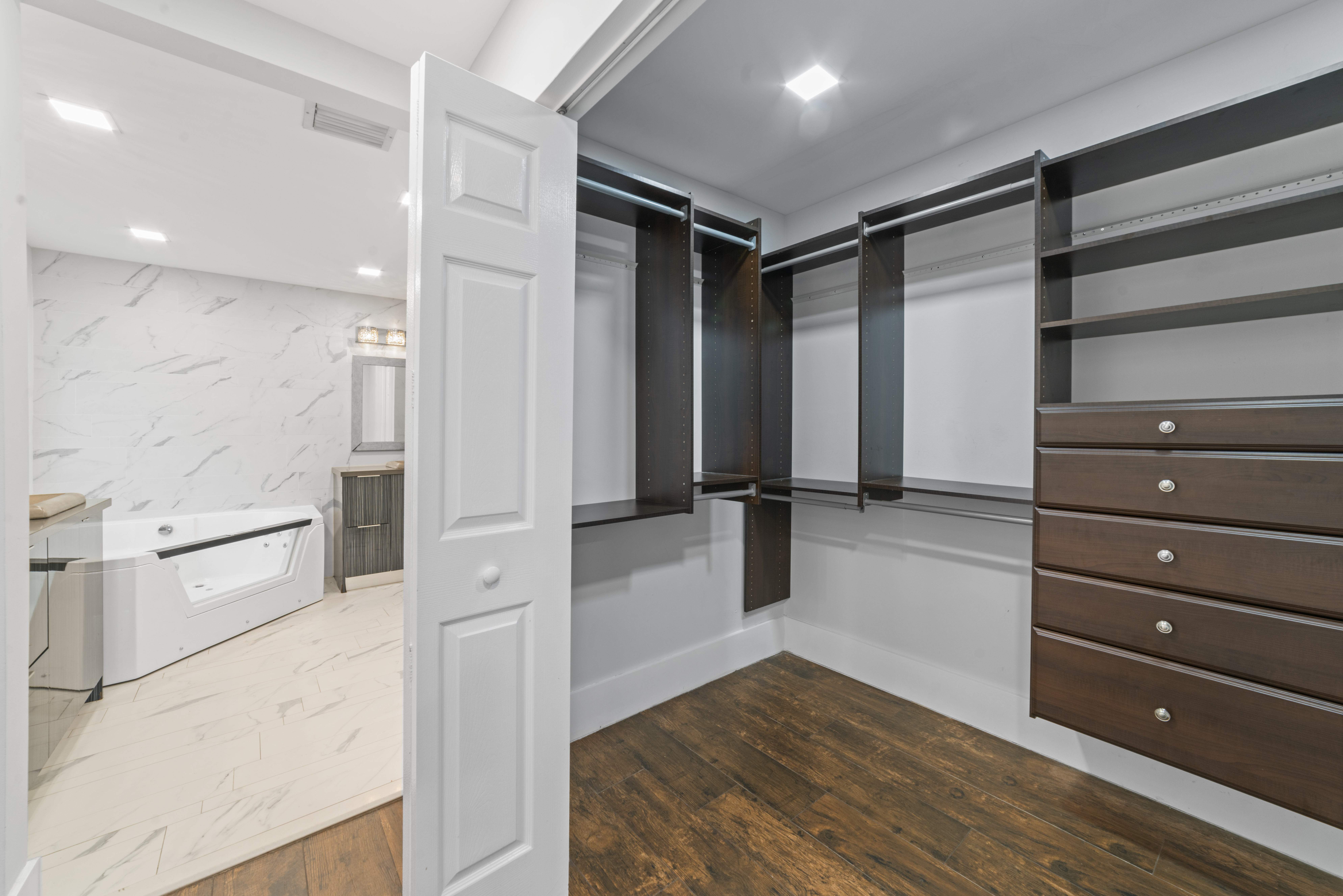  18096 SW 29th St, Miramar, FL, 33029 - 物件實景