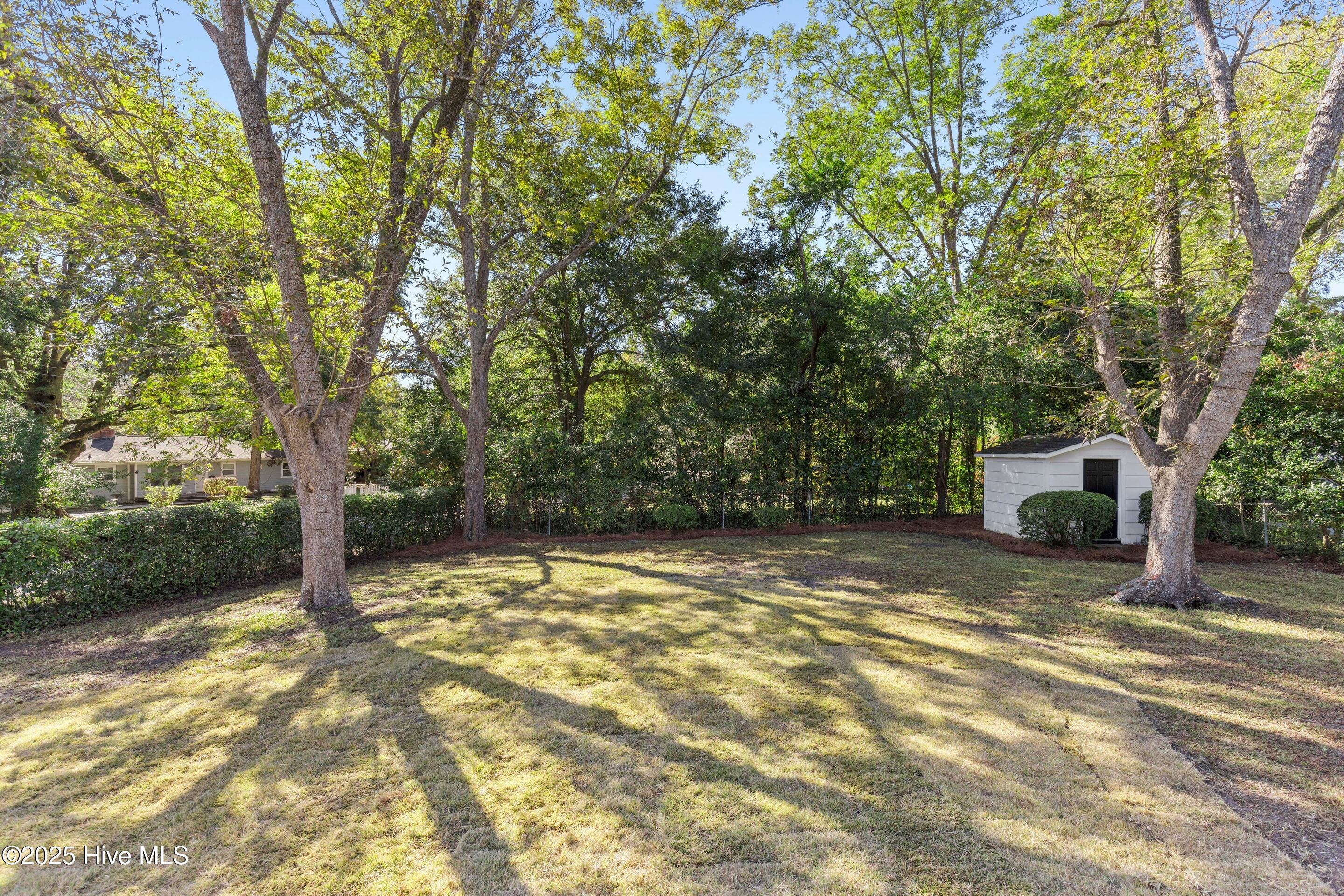 Wilmington, North Carolina, 28403, United States, 4 Bedrooms Bedrooms, ,2 BathroomsBathrooms,Residential,For Sale,1991913