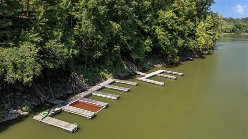 Fountain Run, Kentucky, 42133, United States, 4 Bedrooms Bedrooms, ,3 BathroomsBathrooms,Residential,For Sale,1827349