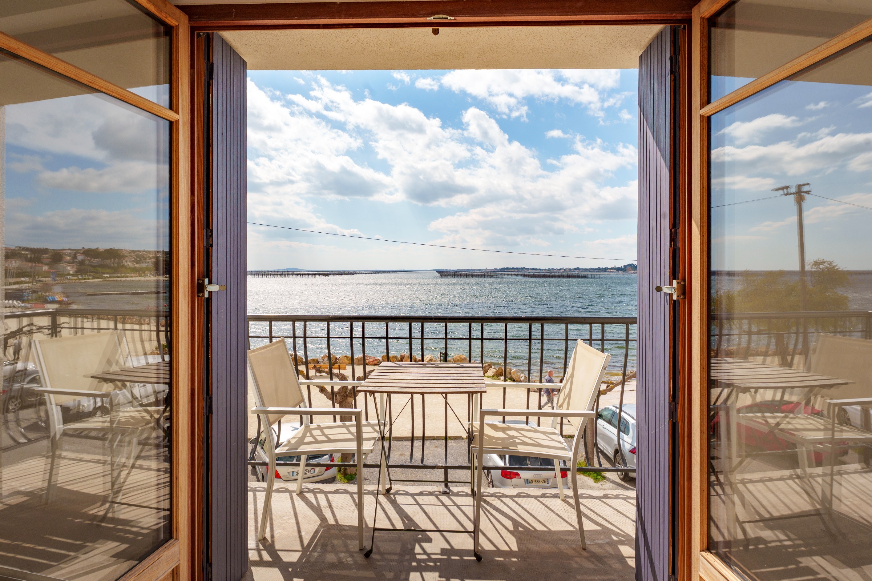  Waterfront Residence with Three Independent Apartments on the Étang de Thau - B… - 物件實景
