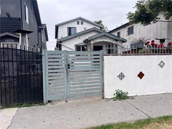 Los Angeles, California, 90061, United States, 4 Bedrooms Bedrooms, ,3 BathroomsBathrooms,Residential,For Sale,1944848