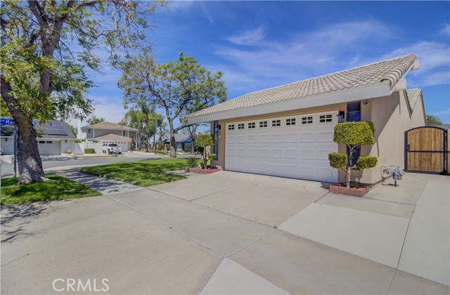 Anaheim Hills, California, 92807, United States, 4 Bedrooms Bedrooms, ,2 BathroomsBathrooms,Residential,For Sale,2034412