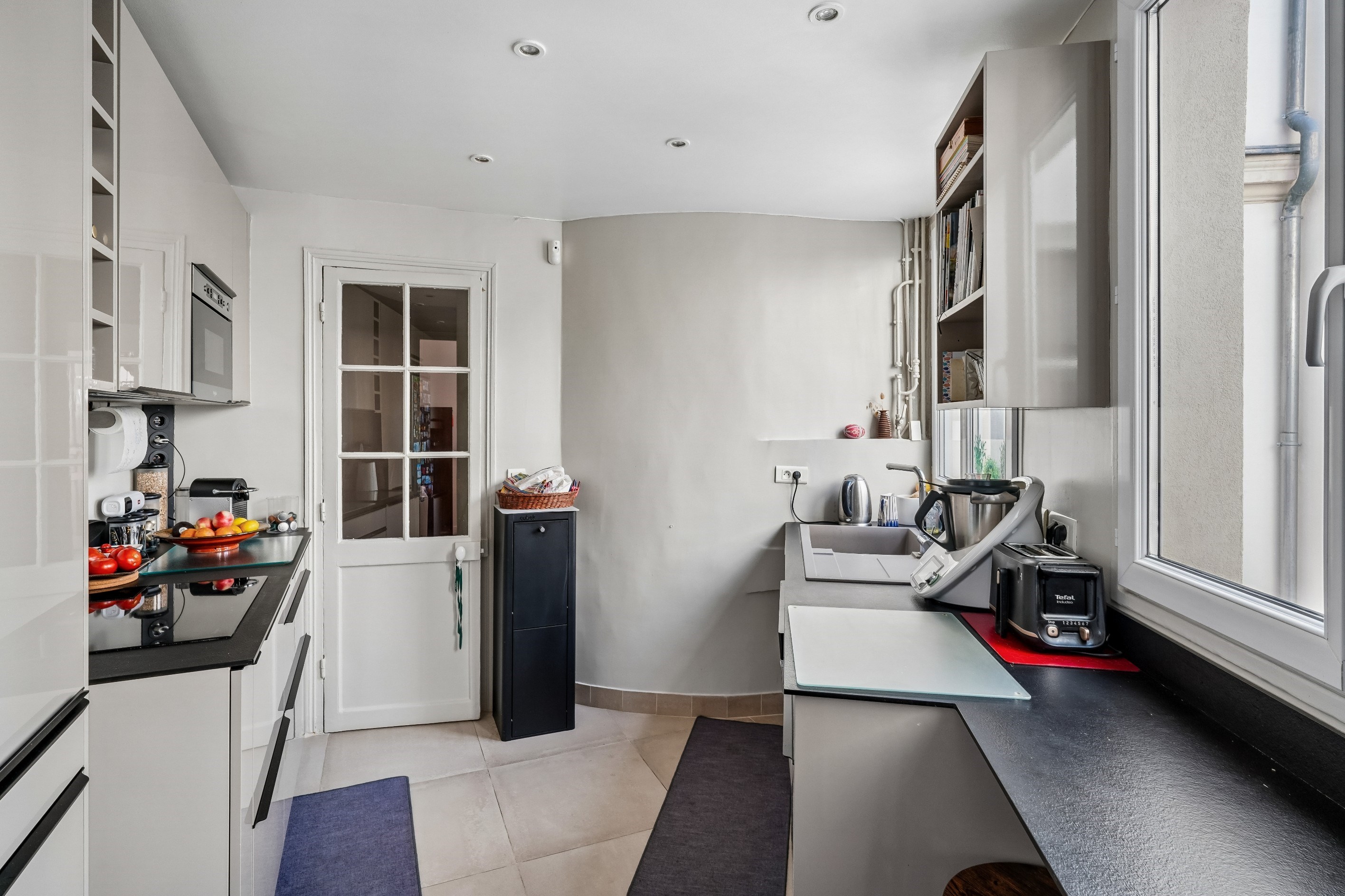  CHAMPS-ÉLYSÉES – MATIGNON - HAUSSMANNIAN ELEGANCE IN A 2 BEDROOM HAVEN - 物件實景