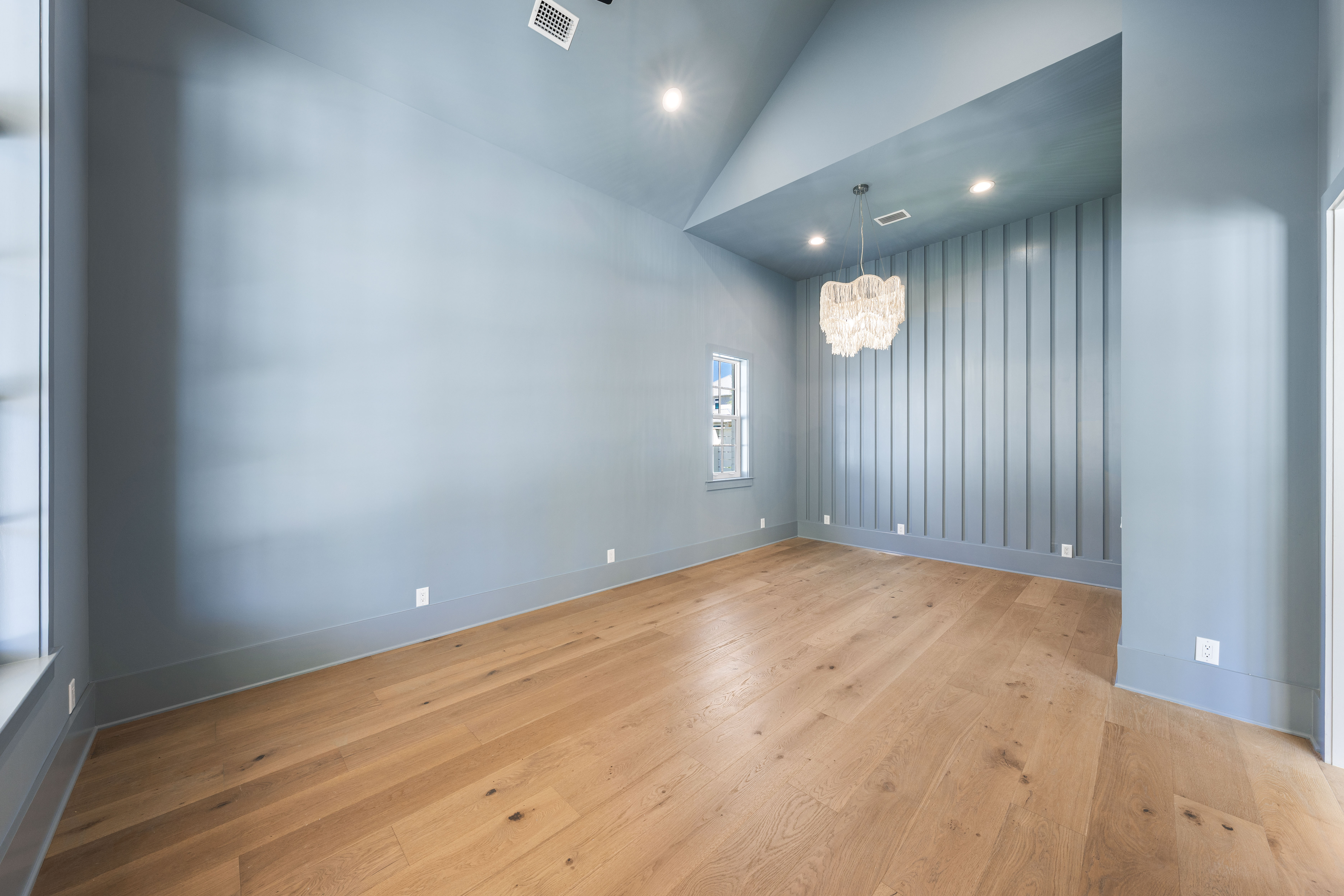  Magnificent Half-Acre Estate With Outdoor Oasis and Casita - 物件實景