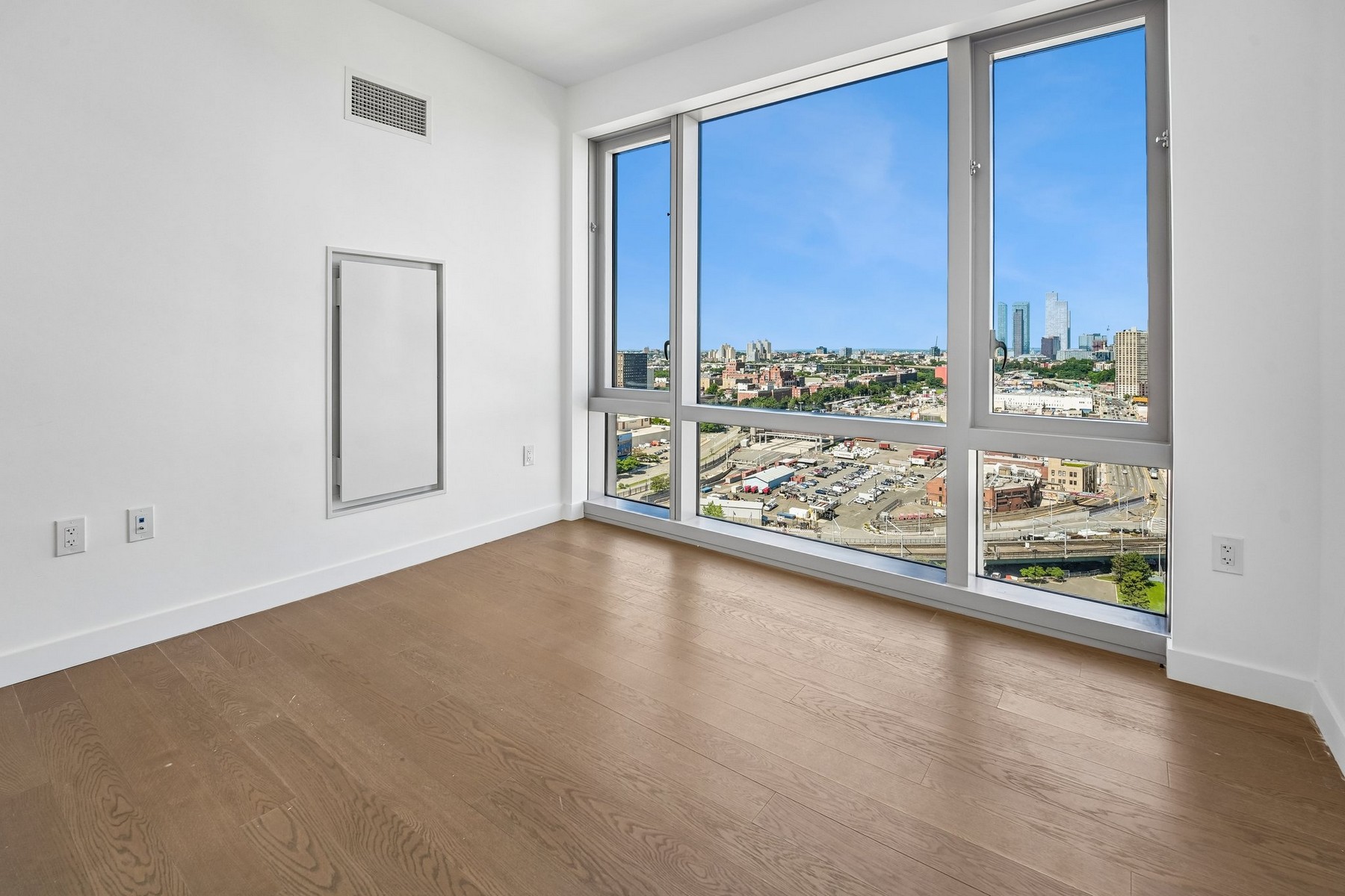  75 Park Lane South, Jc, Downtown, NJ, 07310 - 物件實景
