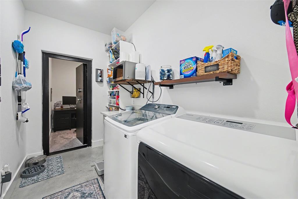 Alvord, Texas, 76225, United States, 3 Bedrooms Bedrooms, ,2 BathroomsBathrooms,Residential,For Sale,2006100