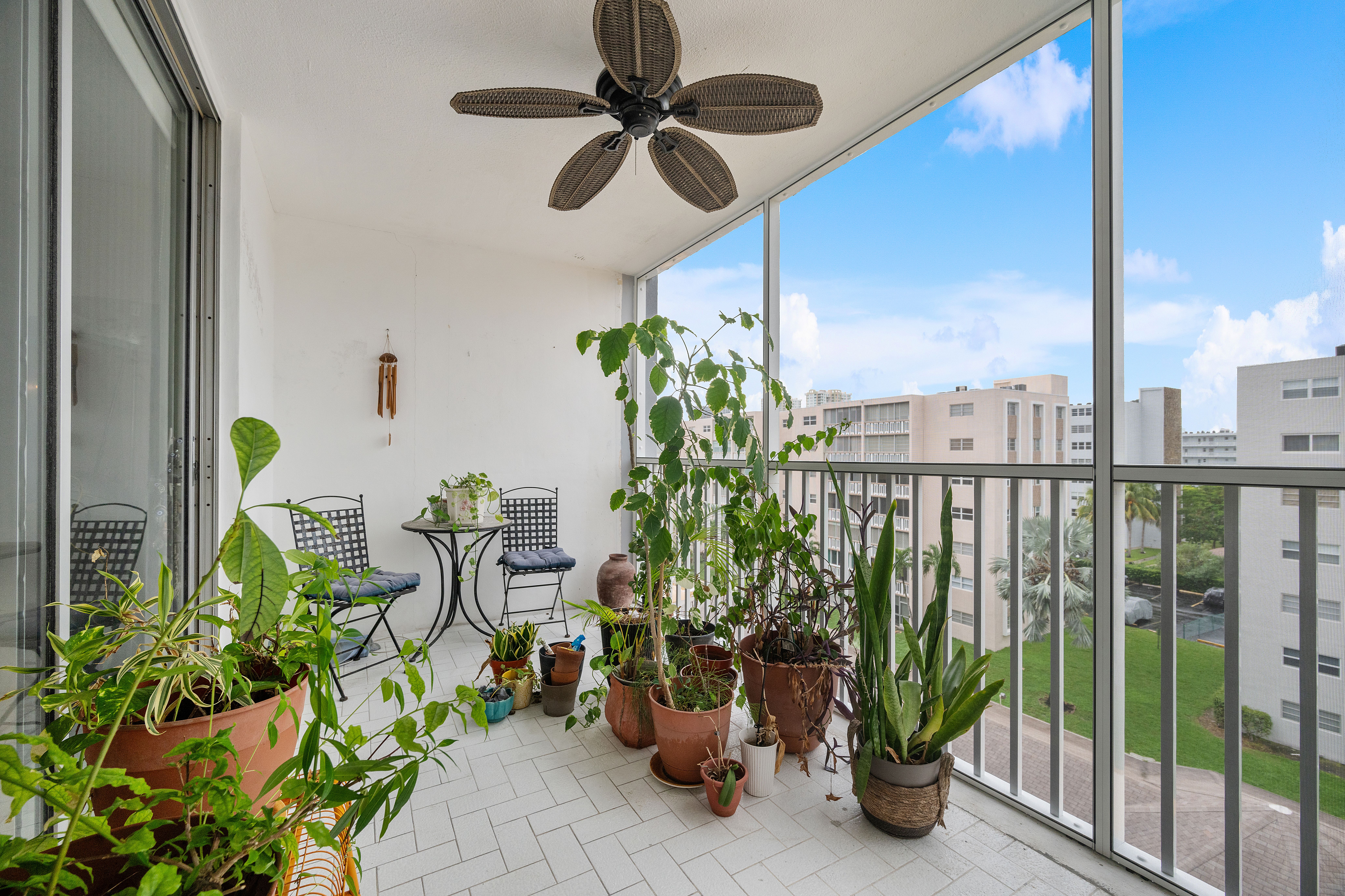  500 NE 12th Ave, Hallandale Beach, FL, 33009 - 物件實景