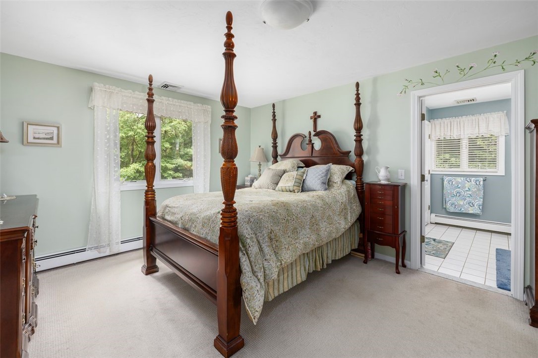 Richmond, Rhode Island, 02892, United States, 3 Bedrooms Bedrooms, ,4 BathroomsBathrooms,Residential,For Sale,1927379