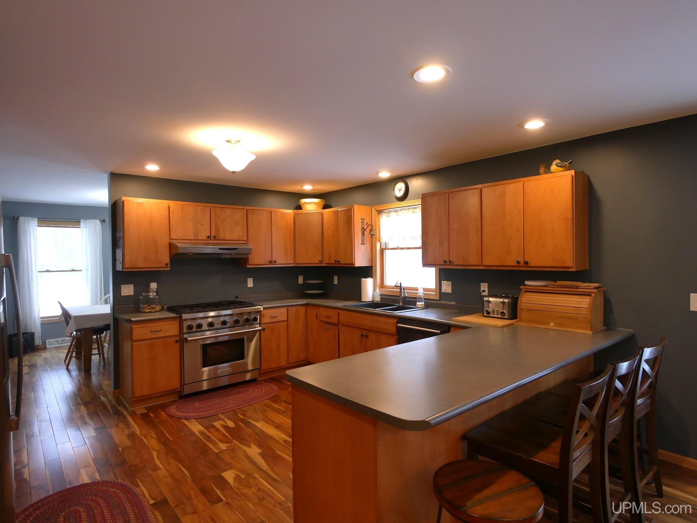 Houghton, Michigan, 49931, United States, 4 Bedrooms Bedrooms, ,3 BathroomsBathrooms,Residential,For Sale,1924380