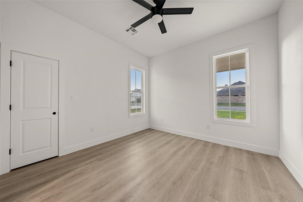 Robinson, Texas, 76706, United States, 4 Bedrooms Bedrooms, ,4 BathroomsBathrooms,Residential,For Sale,1981633