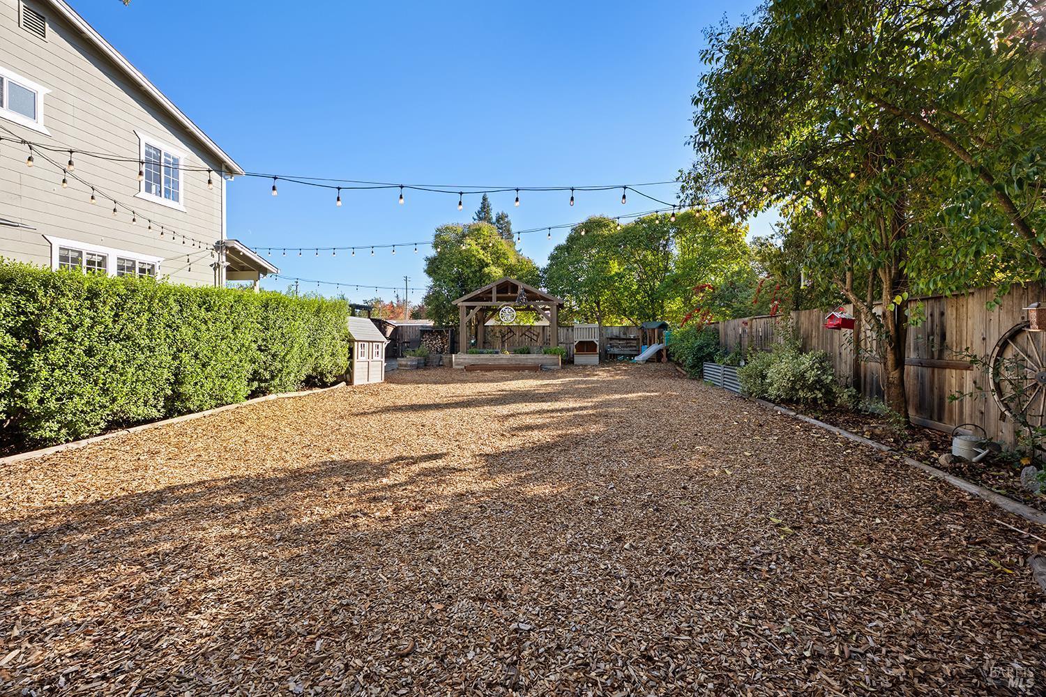 Santa Rosa, California, 95403, United States, 3 Bedrooms Bedrooms, ,3 BathroomsBathrooms,Residential,For Sale,1982192