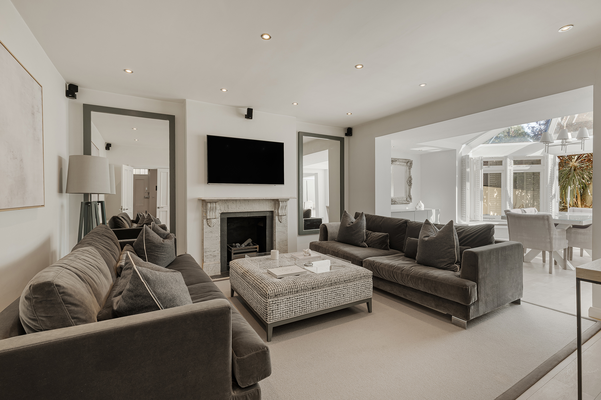 A Garden Apartment with Private Garage in the Heart of Little Venice - 物件實景