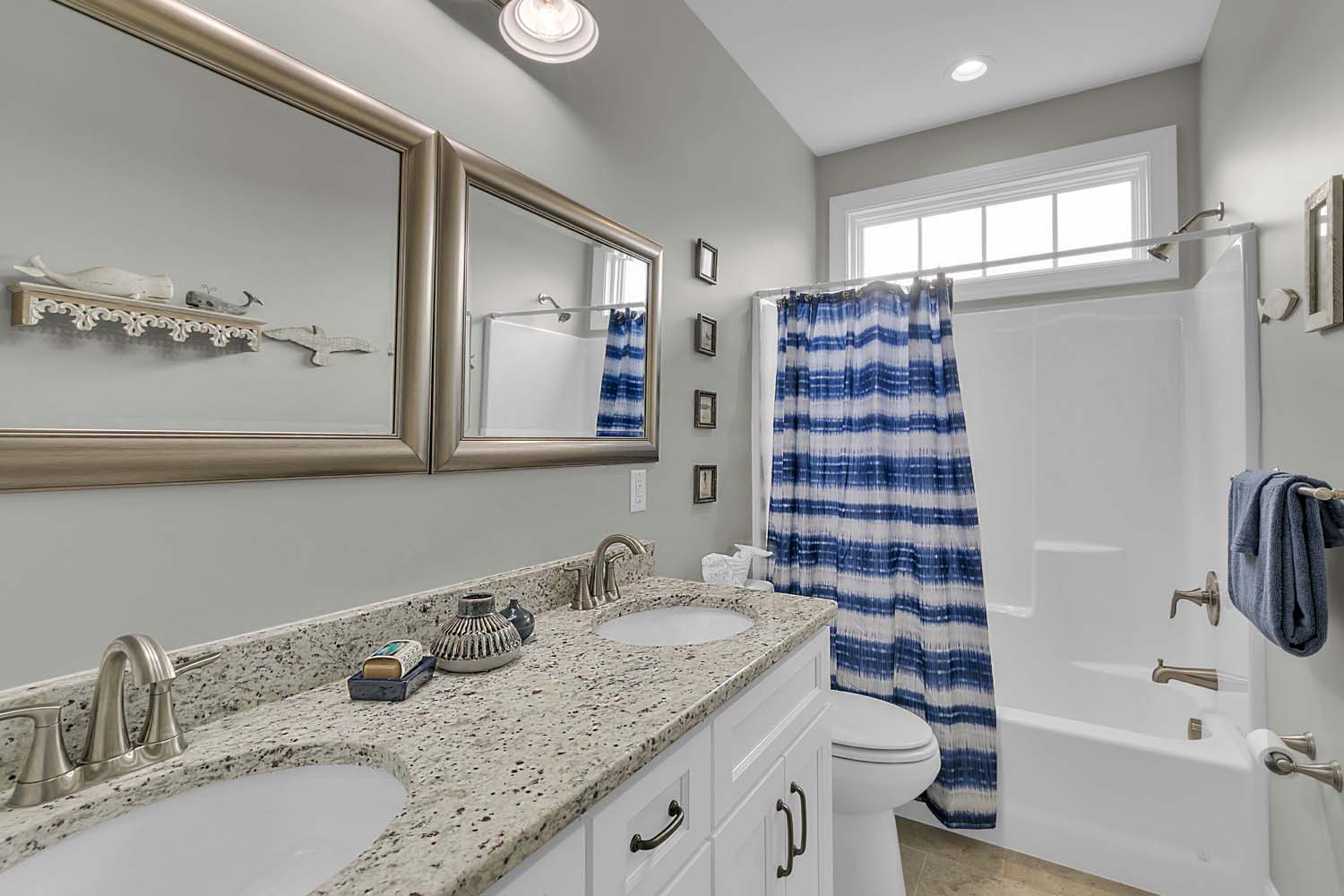 Gloucester, Virginia, 23061-3871, United States, 3 Bedrooms Bedrooms, ,3 BathroomsBathrooms,Residential,For Sale,1989895