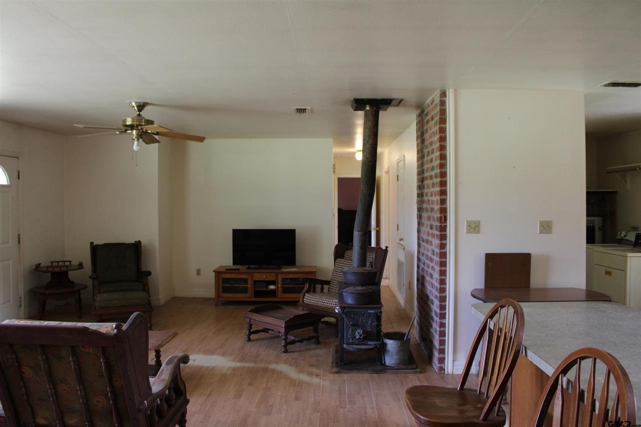 Jacksonville, Texas, 75766, United States, 2 Bedrooms Bedrooms, ,1 BathroomBathrooms,Residential,For Sale,1984164