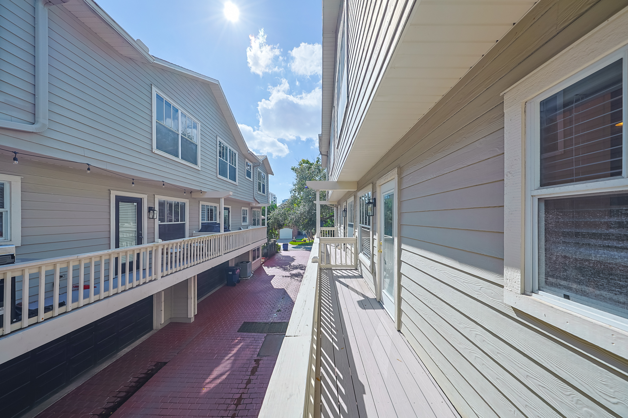 Tampa, Florida, 33629, United States, 3 Bedrooms Bedrooms, ,3 BathroomsBathrooms,Residential,For Sale,1980841