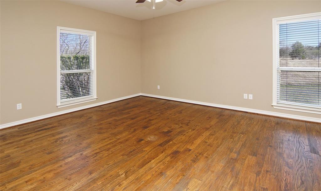 Weatherford, Texas, 76088, United States, 3 Bedrooms Bedrooms, ,3 BathroomsBathrooms,Residential,For Sale,1974096