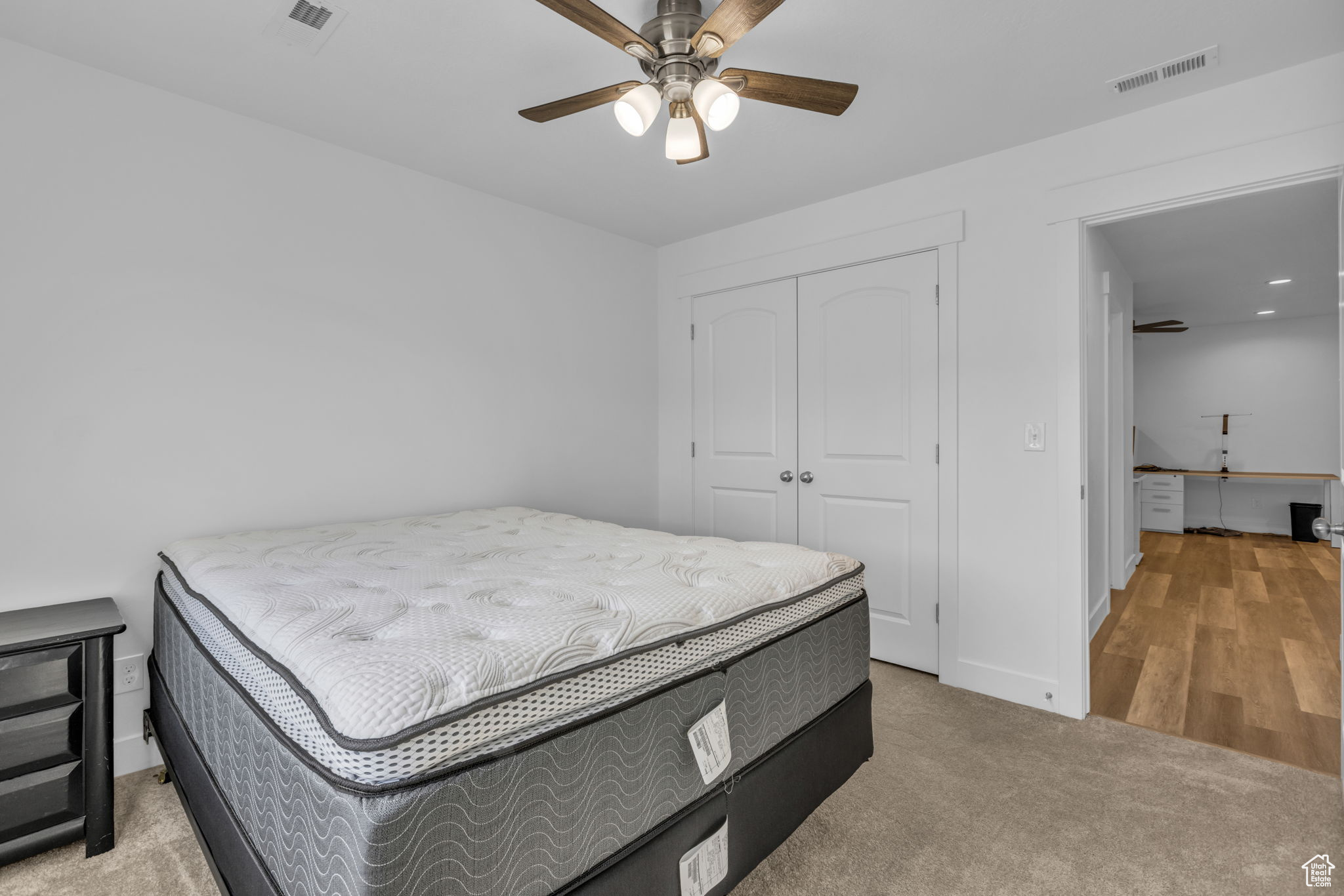 Herriman, Utah, 84096, United States, 4 Bedrooms Bedrooms, ,4 BathroomsBathrooms,Residential,For Sale,1907330