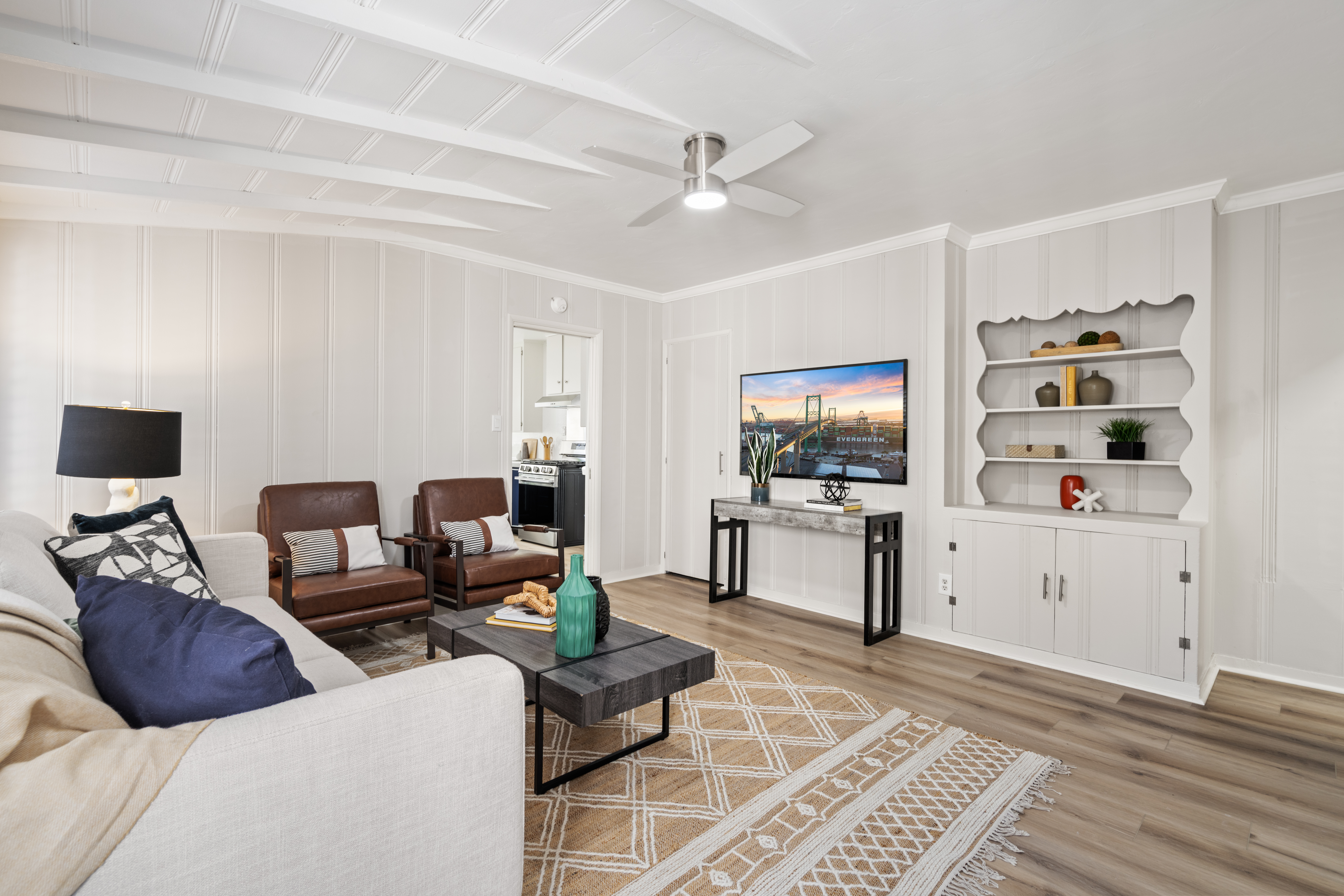  2700 Eucalyptus Avenue, Long Beach, CA 90806 - 物件實景