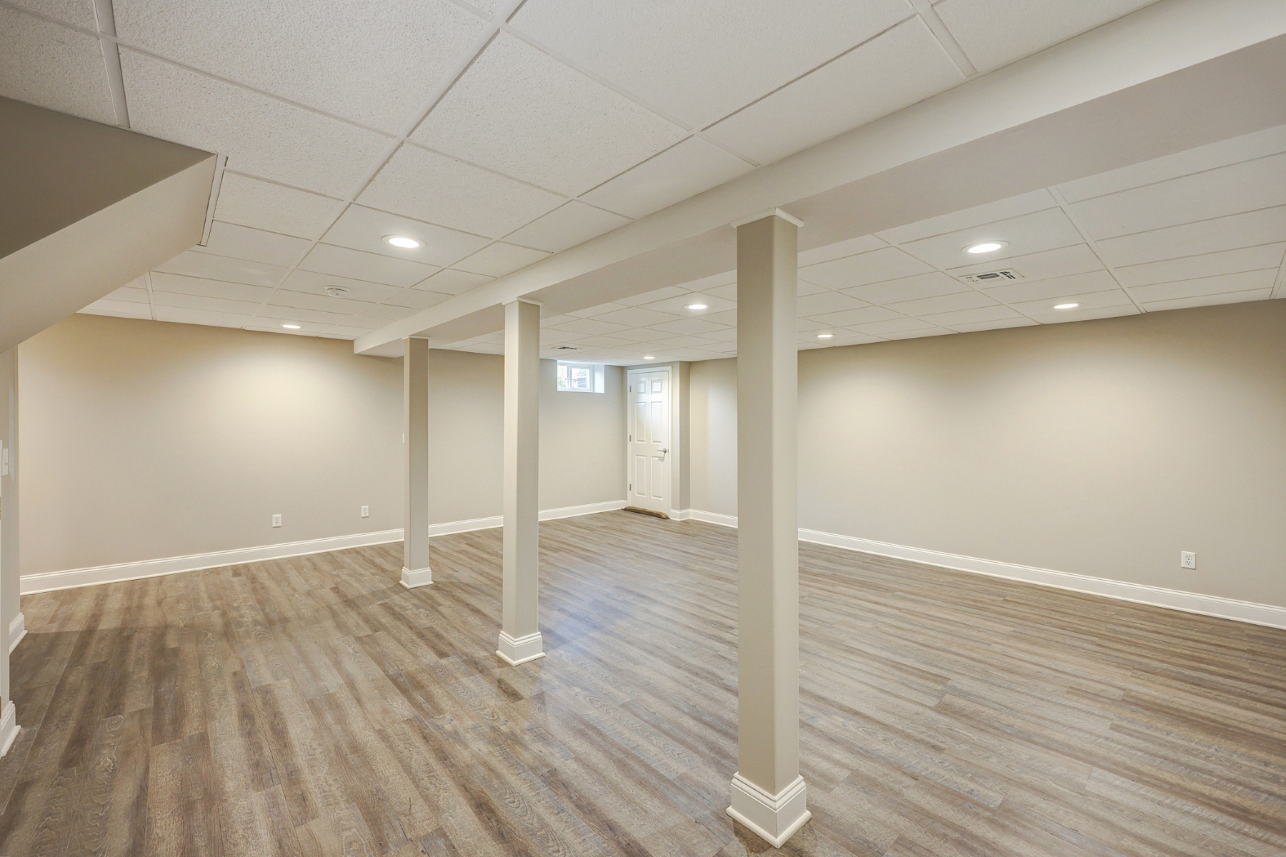  ?Sunrise? Beautifully Updated and Thoughtfully Renovated Condominium - 物件實景