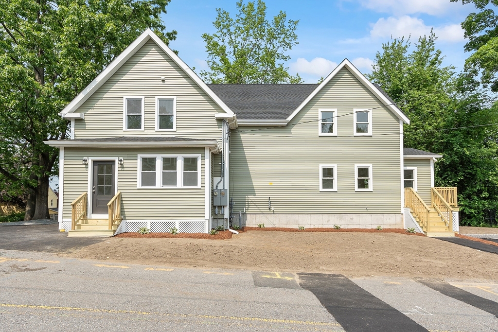 Leominster, Massachusetts, 01453, United States, 3 Bedrooms Bedrooms, ,2 BathroomsBathrooms,Residential,For Sale,1912072