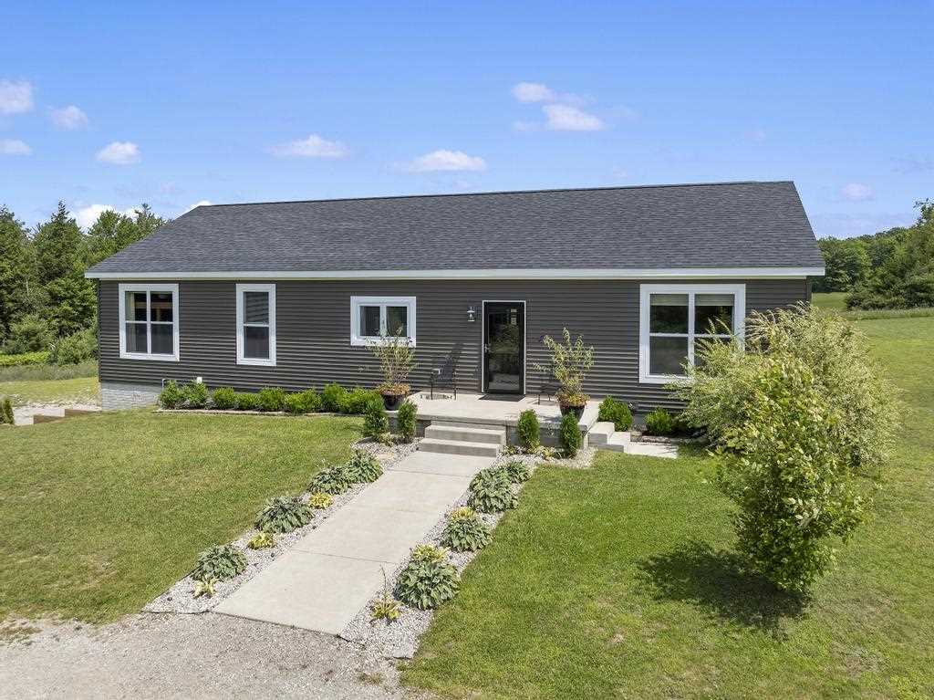 Petoskey, Michigan, 49770, United States, 4 Bedrooms Bedrooms, ,3 BathroomsBathrooms,Residential,For Sale,1906995