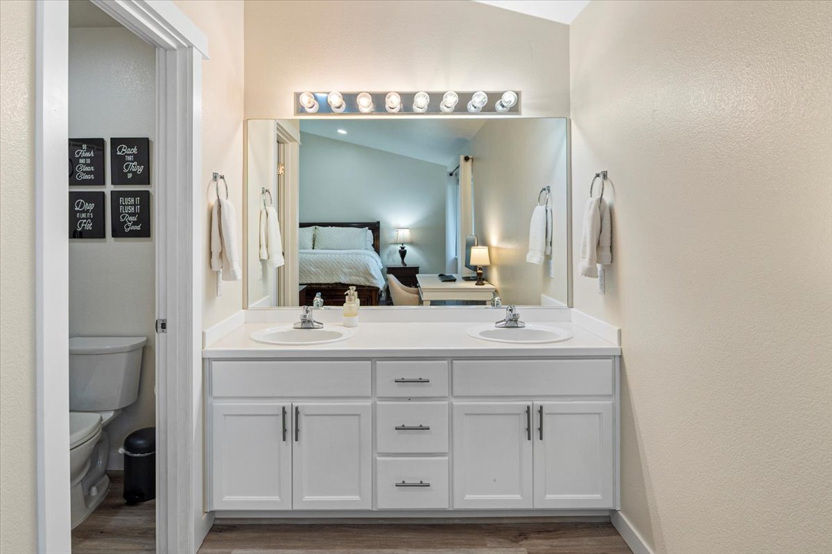 Redmond, Oregon, 97756, United States, 3 Bedrooms Bedrooms, ,2 BathroomsBathrooms,Residential,For Sale,1991530