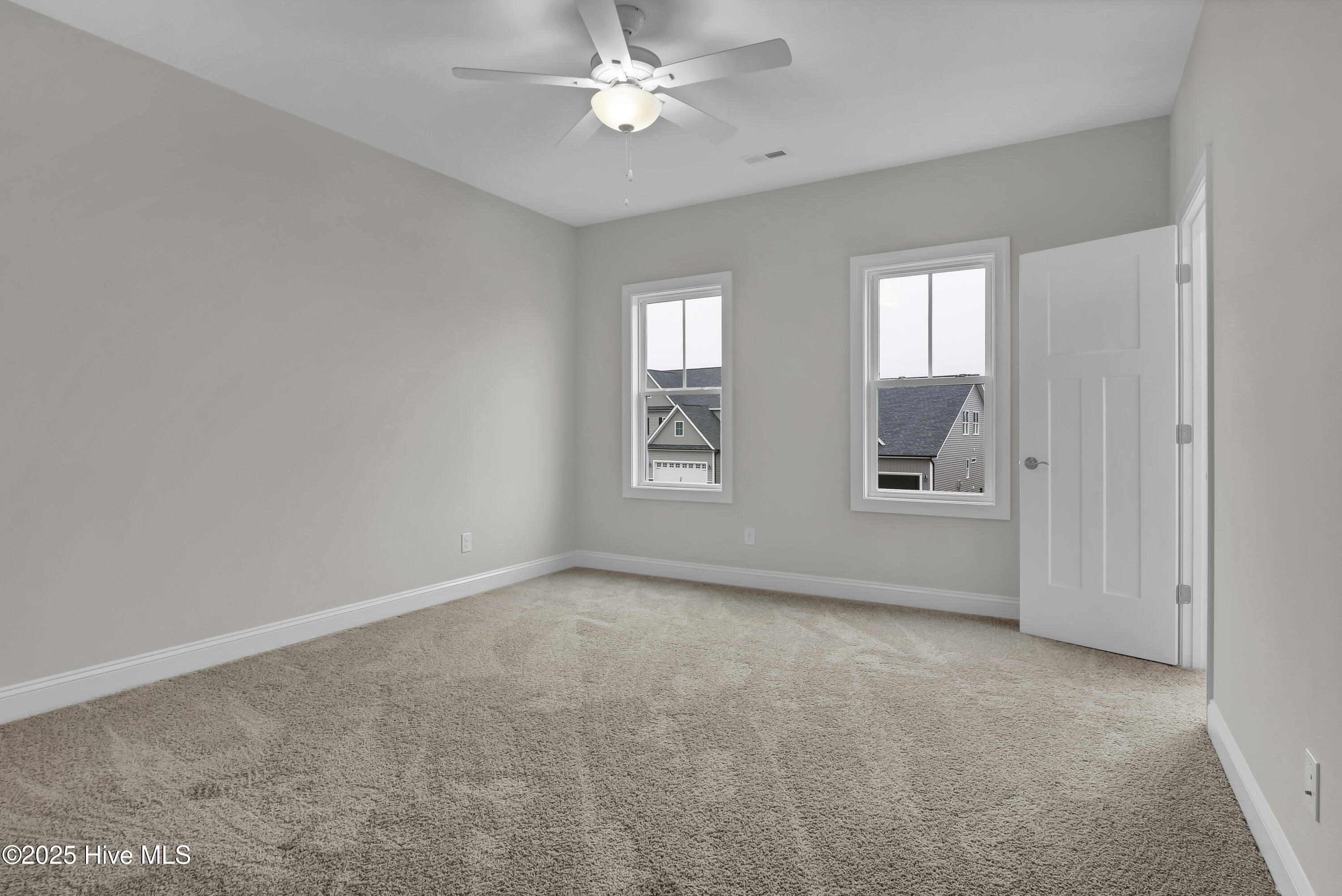 2806 Longleaf Pine Circle, Leland, North Carolina, 28451, United States, 4 Bedrooms Bedrooms, ,4 BathroomsBathrooms,Residential,For Sale,2806 Longleaf Pine Circle,1673597