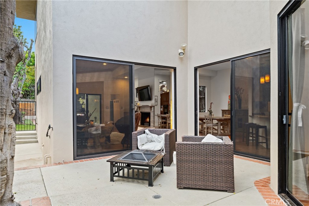 Manhattan Beach, California, 90266, United States, 5 Bedrooms Bedrooms, ,4 BathroomsBathrooms,Residential,For Sale,1993331