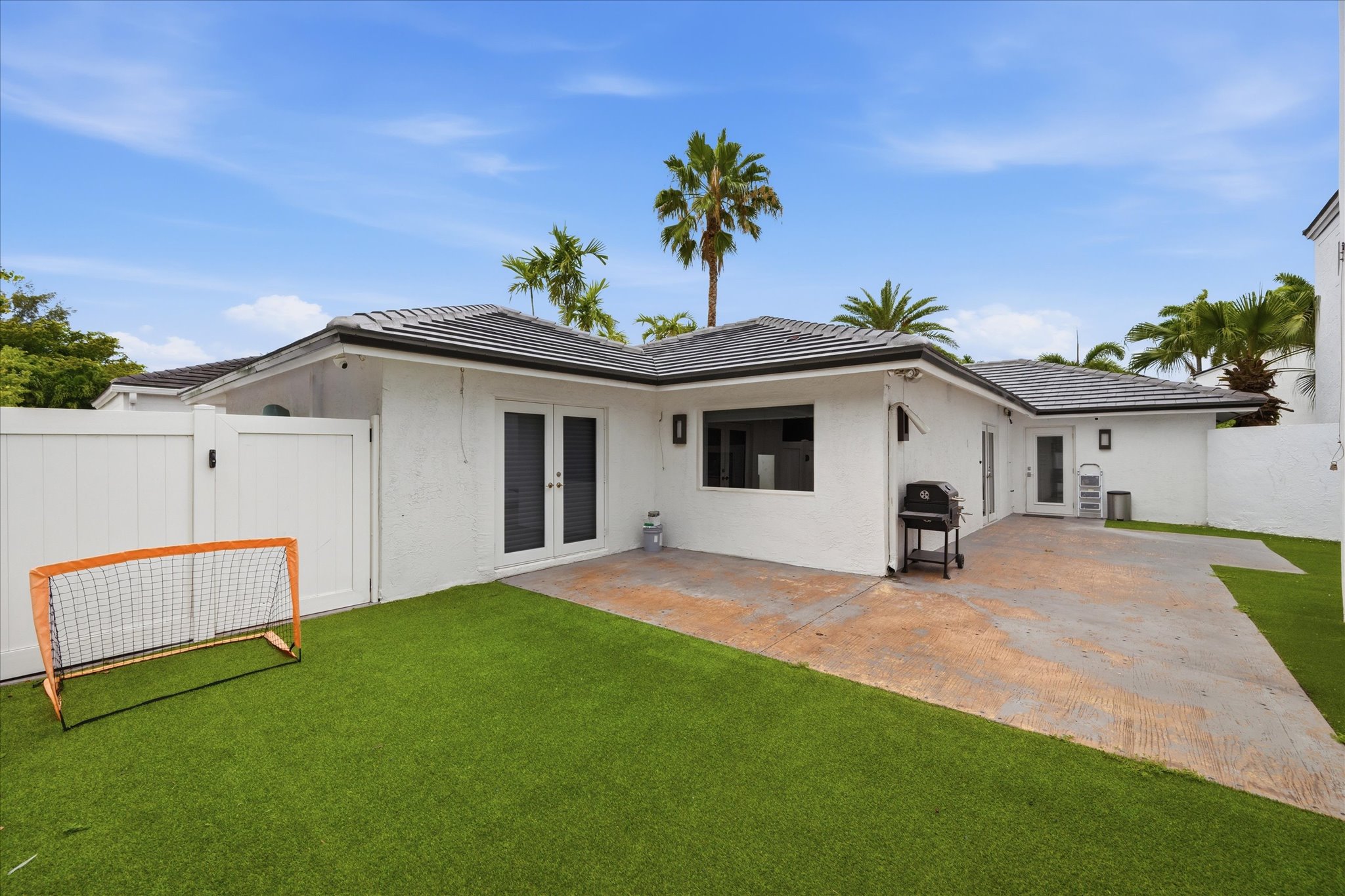  2558 NE 206th Ter, Aventura, FL, 33180 - 物件實景