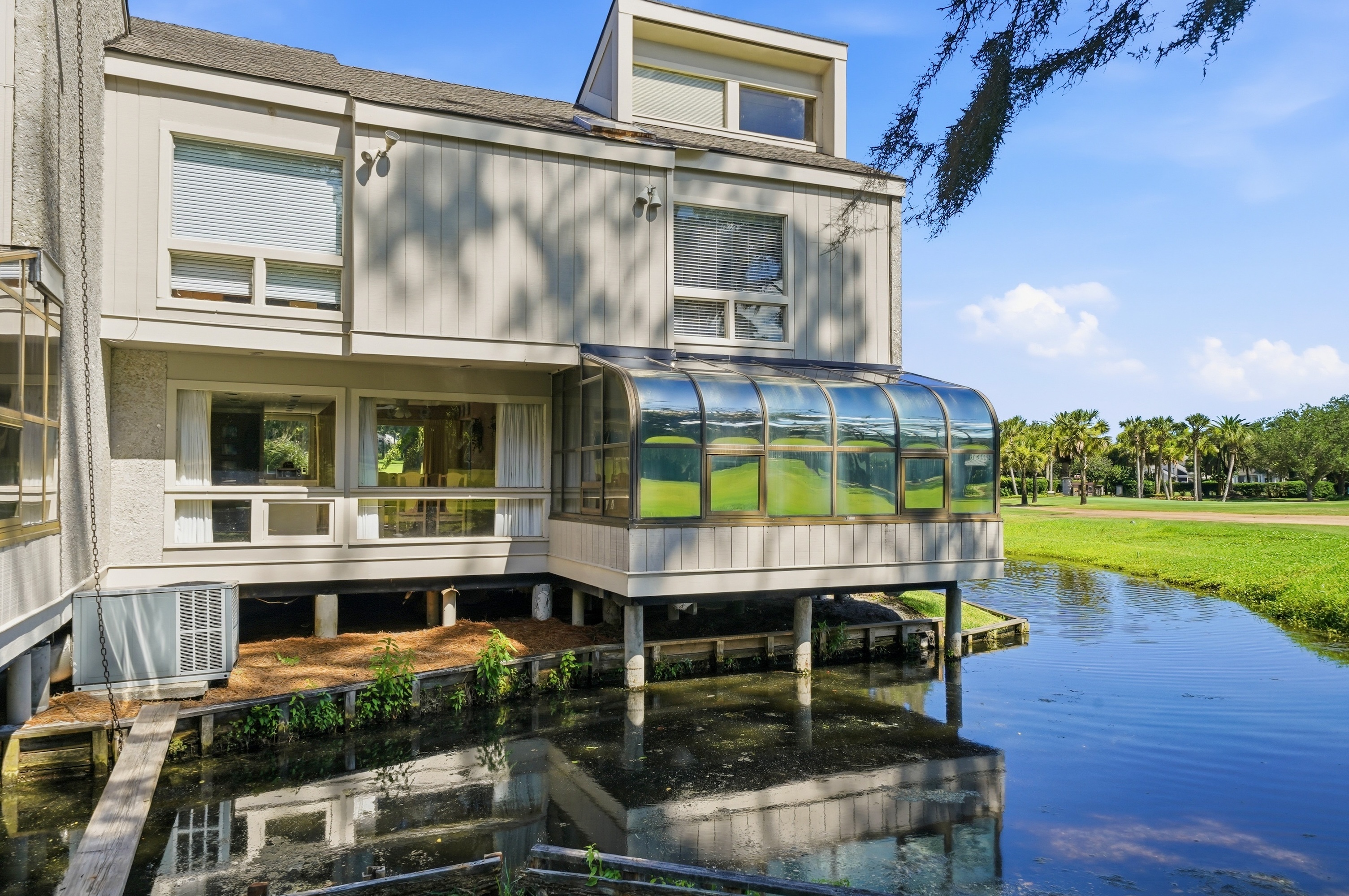  404 Fairway Villas - 物件實景