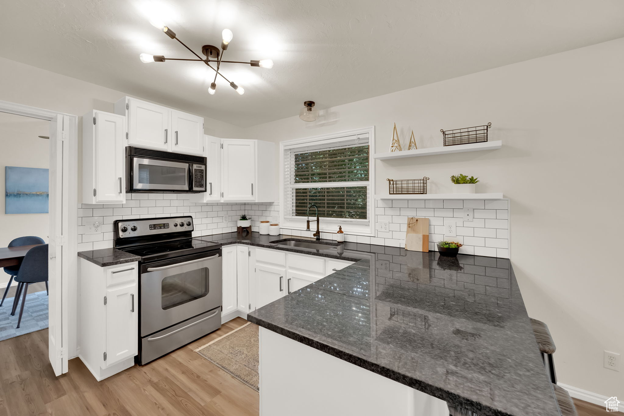 Sandy, Utah, 84092, United States, 4 Bedrooms Bedrooms, ,3 BathroomsBathrooms,Residential,For Sale,1926988